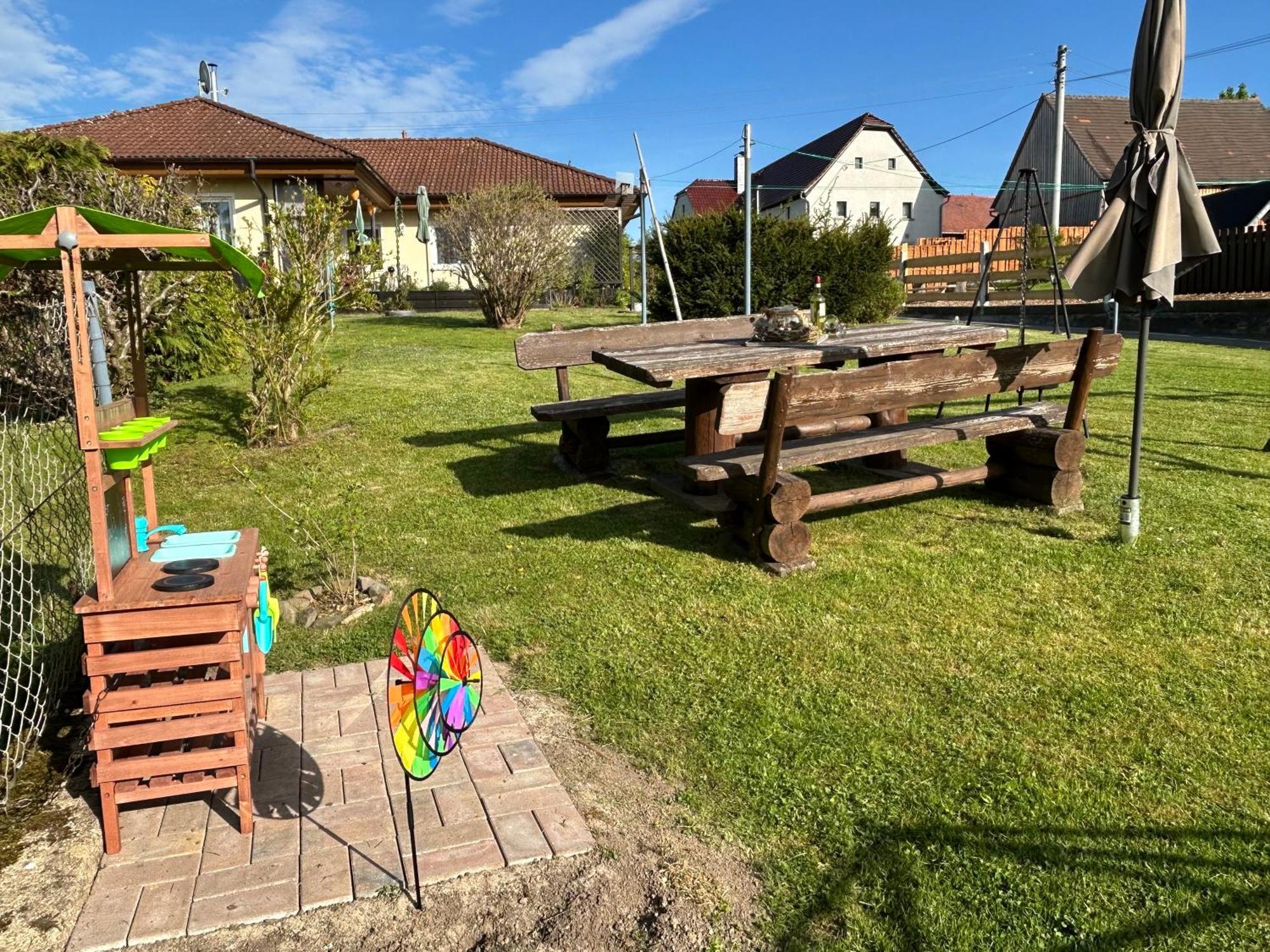 Ferienhaus Zittau Oberlausitz & Ferienwohnung Am Hamann Berg Zewnętrze zdjęcie